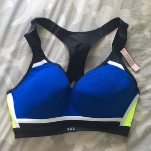 NWT Victoria’s Secret Sports Bra